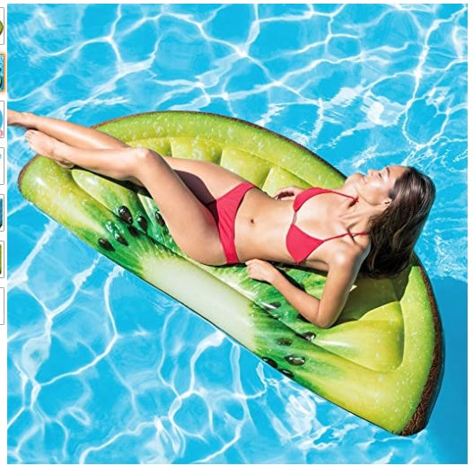 Inflatable floating row on water